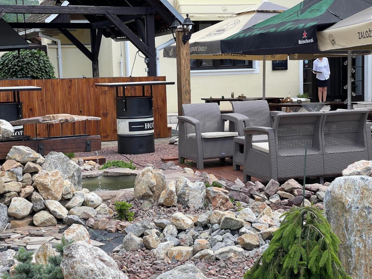 Hotel Veveri Veverska Bityska Екстериор снимка