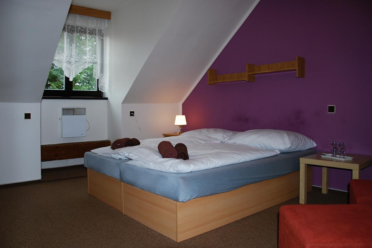 Hotel Veveri Veverska Bityska Екстериор снимка